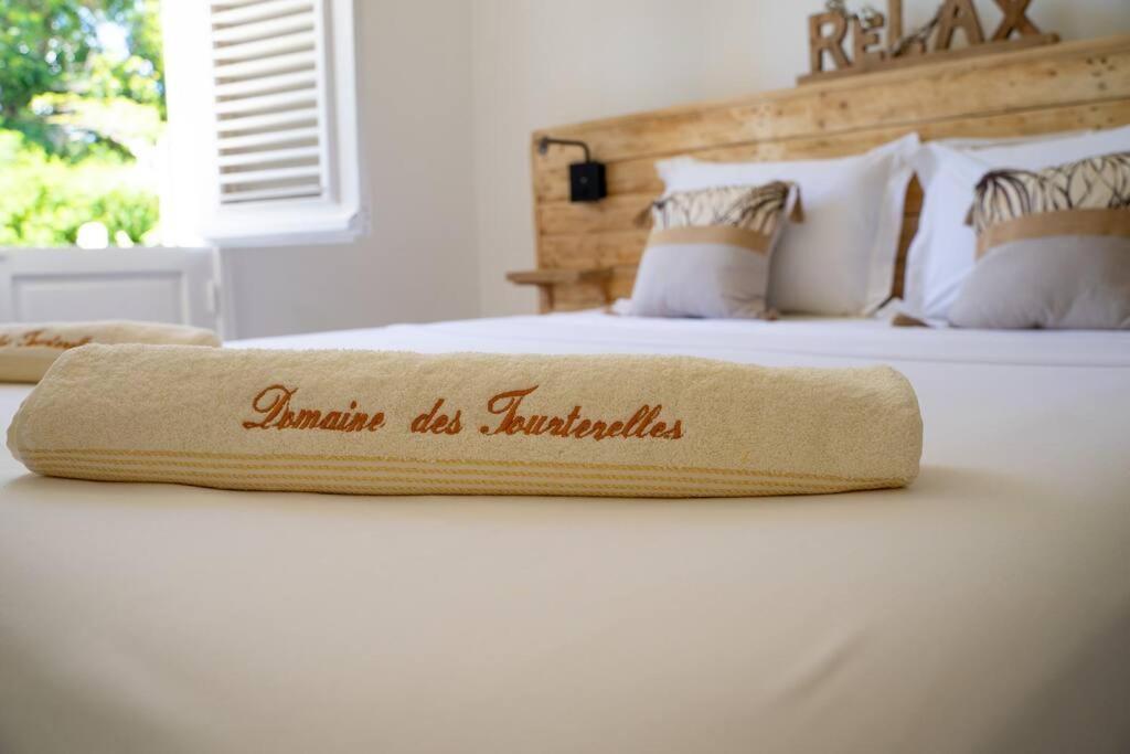Villa Domaine Des Tourterelles Capesterre Esterno foto